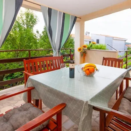 Mit Privater Terrasse By Interhome * Medulin