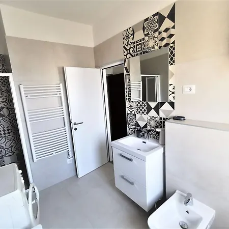 Mit Privater Terrasse By Interhome Διαμέρισμα