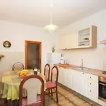 Mit Privater Terrasse By Interhome