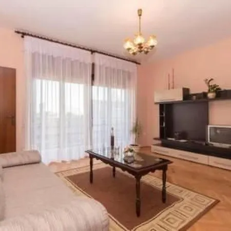 Apartment Mit Privater Terrasse By Interhome *