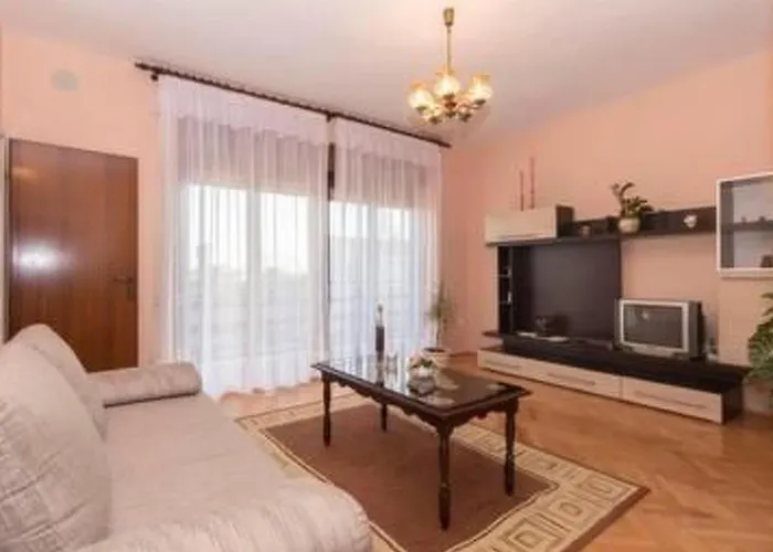 Appartement Mit Privater Terrasse By Interhome *